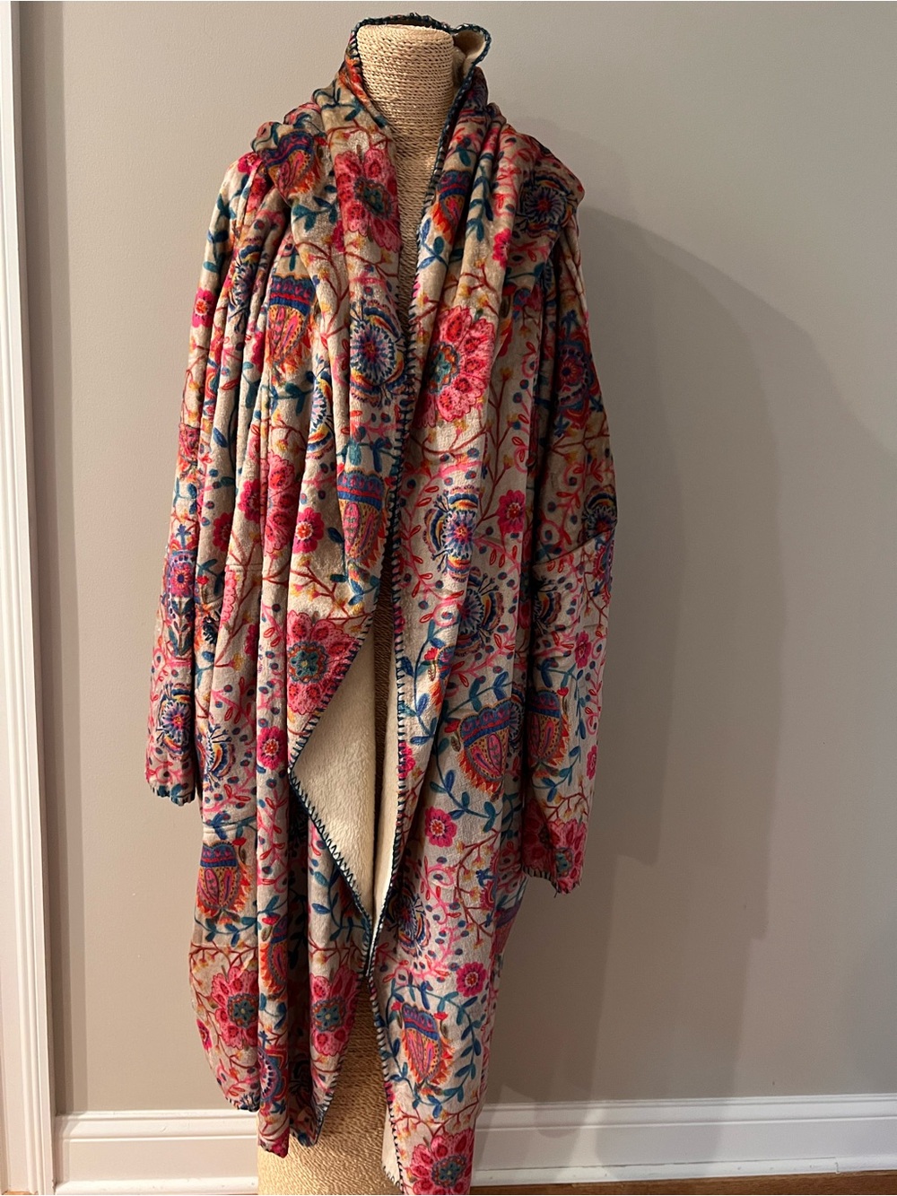 NATURAL LIFE Cream Quilted Floral Open-Front Coatigan with Pink & Blue Accents